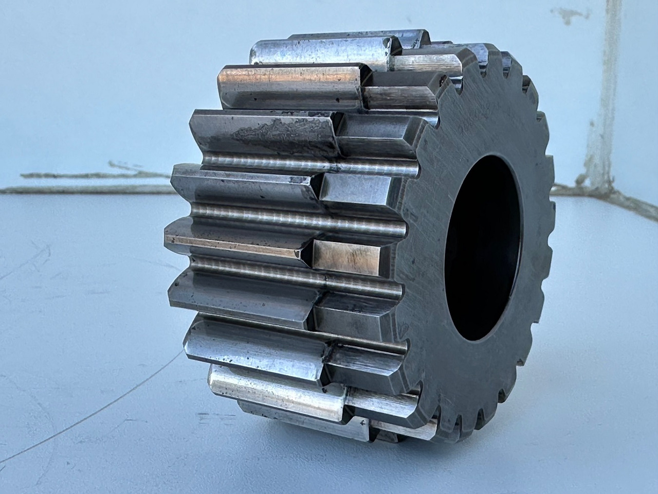 Liebherr Sonnenrad ID-Nr.90002821. FAT400P112, FAT400P130, FAT400P139. R926, R928, R930, R934, R936, R938, R940, R944, R946, R950 T. #90002821.06.08.01# - Koncový převod pro Rýpadlo: obrázek 1 Liebherr Sonnenrad ID-Nr.90002821. FAT400P112, FAT400P130, FAT400P139. R926, R928, R930, R934, R936, R938, R940, R944, R946, R950 T. #90002821.06.08.01# - Koncový převod pro Rýpadlo: obrázek 1