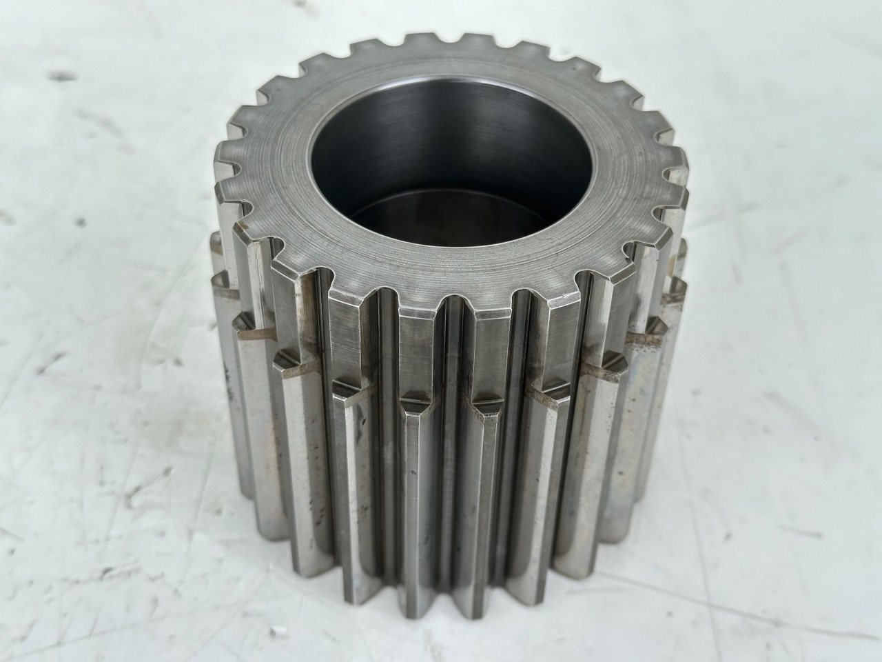 Liebherr Sonnenrad ID-Nr.90016258. FAT400P112,FAT400P130,FAT400P139,LOS1936,LOS926,R926,R928,R930,R934,R936,R938,R940,R944,R946,R950T. #90016258.28.09# - Koncový převod pro Rýpadlo: obrázek 1 Liebherr Sonnenrad ID-Nr.90016258. FAT400P112,FAT400P130,FAT400P139,LOS1936,LOS926,R926,R928,R930,R934,R936,R938,R940,R944,R946,R950T. #90016258.28.09# - Koncový převod pro Rýpadlo: obrázek 1