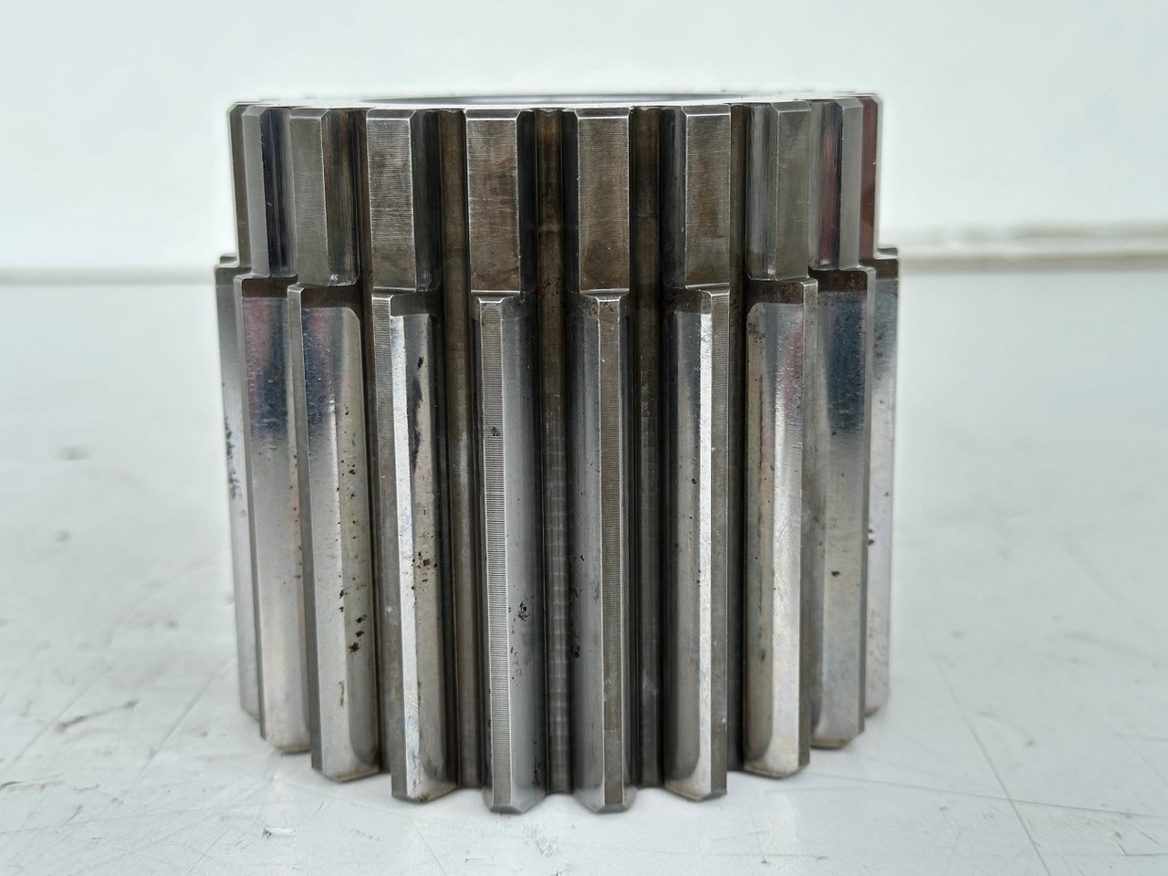 Liebherr Sonnenrad ID-Nr.90016258. FAT400P112,FAT400P130,FAT400P139,LOS1936,LOS926,R926,R928,R930,R934,R936,R938,R940,R944,R946,R950T. #90016258.28.09# - Koncový převod pro Rýpadlo: obrázek 2 Liebherr Sonnenrad ID-Nr.90016258. FAT400P112,FAT400P130,FAT400P139,LOS1936,LOS926,R926,R928,R930,R934,R936,R938,R940,R944,R946,R950T. #90016258.28.09# - Koncový převod pro Rýpadlo: obrázek 2