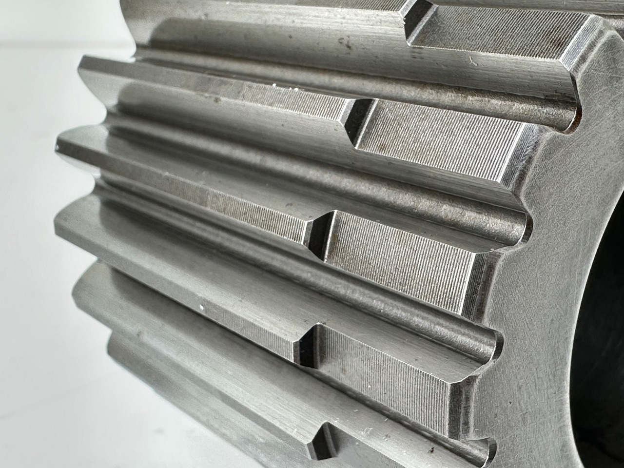 Liebherr Sonnenrad ID-Nr.9442837. FAT350 - FAT350P022 - FAT350P032 - FAT350P059 - FAT350P062 - FAT350P068 - FAT350P079. LH22, LOS103, ER912, LOS914, LOS924 COMP, R313, R317, R900, R902, R904, R912, - Koncový převod pro Rýpadlo: obrázek 5 Liebherr Sonnenrad ID-Nr.9442837. FAT350 - FAT350P022 - FAT350P032 - FAT350P059 - FAT350P062 - FAT350P068 - FAT350P079. LH22, LOS103, ER912, LOS914, LOS924 COMP, R313, R317, R900, R902, R904, R912, - Koncový převod pro Rýpadlo: obrázek 5