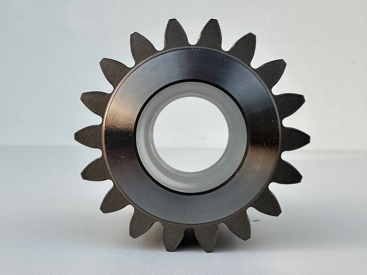 Liebherr Sonnenrad ID-Nr.9443047 - ID-Nr.944304703 - ID-Nr.90209442. A914 B,A914 C,A924,A932,A934,LH30,LH35,P924 C,E932,P914,P924 COMP,R906,R914,R916,R924,R926,R930 T,R932,R934,R944. #90209442.02.10# - Pohon otoče pro Stavební technika: obrázek 4 Liebherr Sonnenrad ID-Nr.9443047 - ID-Nr.944304703 - ID-Nr.90209442. A914 B,A914 C,A924,A932,A934,LH30,LH35,P924 C,E932,P914,P924 COMP,R906,R914,R916,R924,R926,R930 T,R932,R934,R944. #90209442.02.10# - Pohon otoče pro Stavební technika: obrázek 4