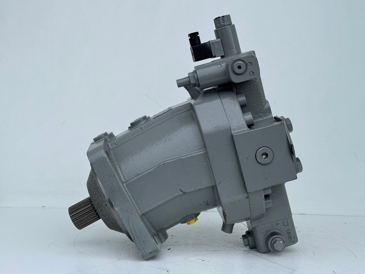 Liebherr Verstellmotor ID-Nr.510240108 - Hydromatik Rexroth Axialkolben-Verstellmotor Typ:A6VM140EP2D/63W-VZB017HB. #24338069# - Hydraulický motor pro Pásový jeřáb: obrázek 3 Liebherr Verstellmotor ID-Nr.510240108 - Hydromatik Rexroth Axialkolben-Verstellmotor Typ:A6VM140EP2D/63W-VZB017HB. #24338069# - Hydraulický motor pro Pásový jeřáb: obrázek 3