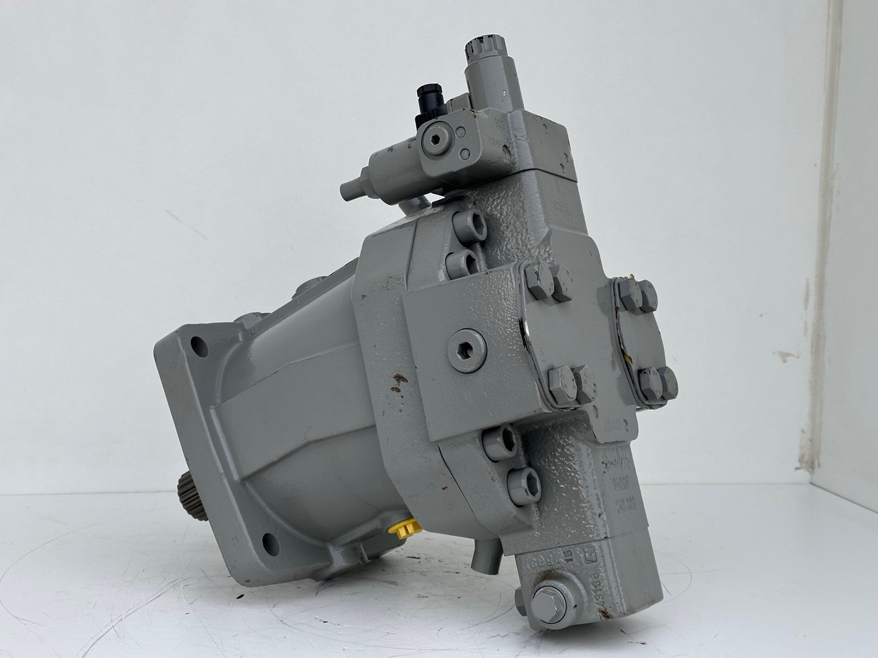 Liebherr Verstellmotor ID-Nr.510240108 - Hydromatik Rexroth Axialkolben-Verstellmotor Typ:A6VM140EP2D/63W-VZB017HB. #24338070# - Hydraulický motor pro Pásový jeřáb: obrázek 3 Liebherr Verstellmotor ID-Nr.510240108 - Hydromatik Rexroth Axialkolben-Verstellmotor Typ:A6VM140EP2D/63W-VZB017HB. #24338070# - Hydraulický motor pro Pásový jeřáb: obrázek 3