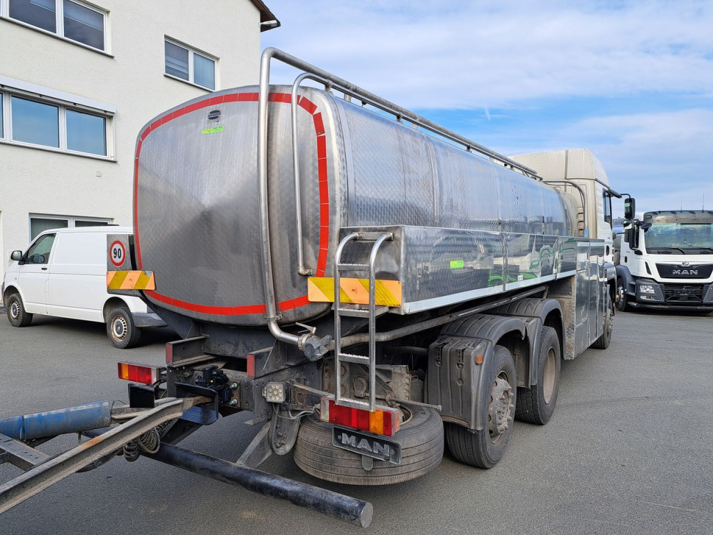 MAN TGA 03 26.413 FNLLW Wasserfahrzeug (Nr. 5726) - Cisternové vozidlo: obrázek 5 MAN TGA 03 26.413 FNLLW Wasserfahrzeug (Nr. 5726) - Cisternové vozidlo: obrázek 5