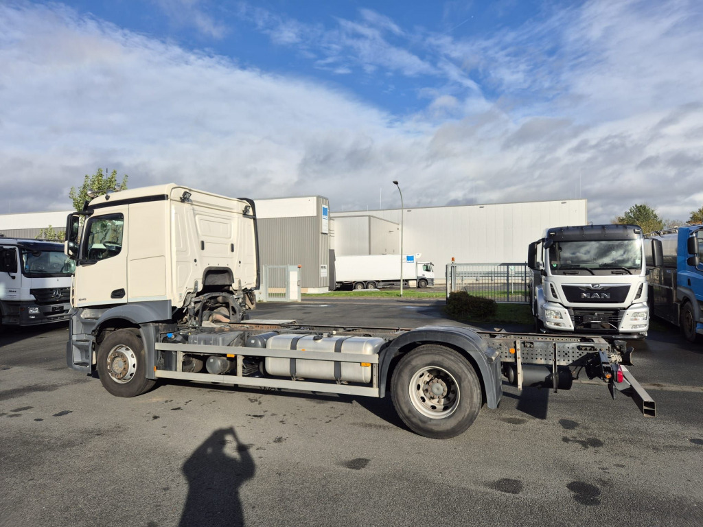 Mercedes Benz 1846 Actros (Nr. 5883) - Cisternové vozidlo: obrázek 5 Mercedes Benz 1846 Actros (Nr. 5883) - Cisternové vozidlo: obrázek 5