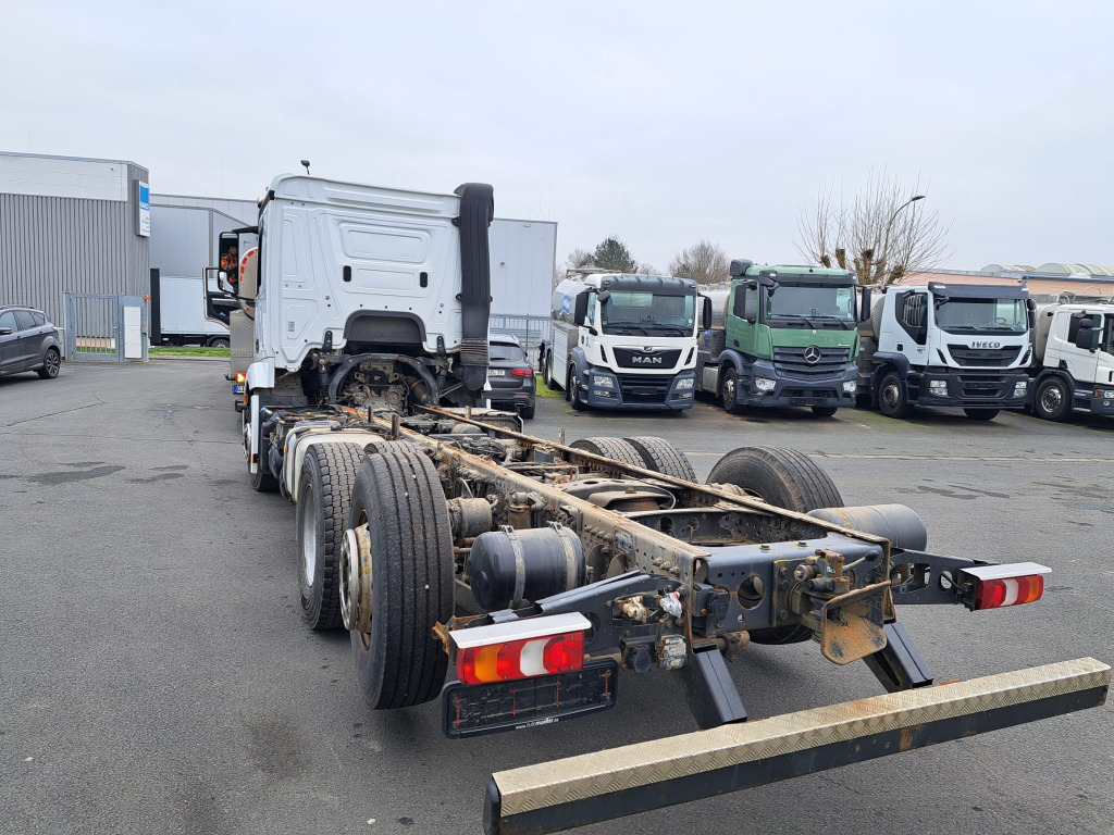 Mercedes Benz Actros 2545 L 6x2 Motorschaden(Nr. 5785) - Podvozek s kabinou: obrázek 5 Mercedes Benz Actros 2545 L 6x2 Motorschaden(Nr. 5785) - Podvozek s kabinou: obrázek 5