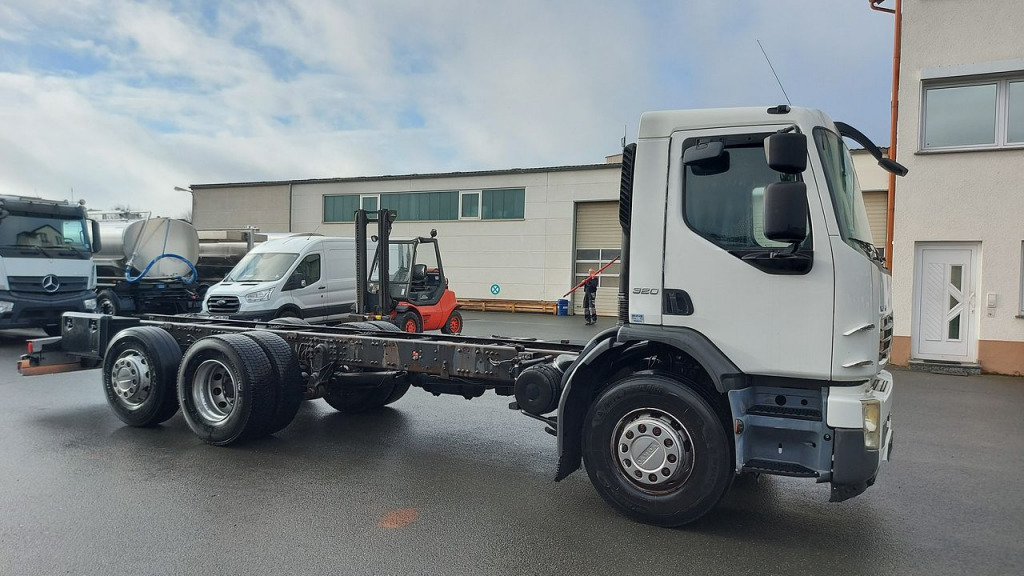 Volvo FE 320 (Nr. 4979) - Podvozek s kabinou: obrázek 3 Volvo FE 320 (Nr. 4979) - Podvozek s kabinou: obrázek 3
