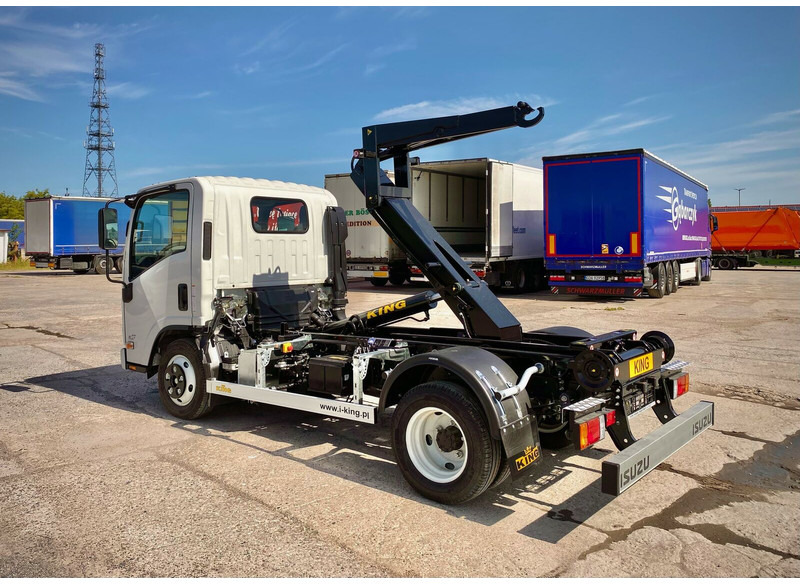 Isuzu M27 - Hákový nosič kontejnerů: obrázek 1 Isuzu M27 - Hákový nosič kontejnerů: obrázek 1