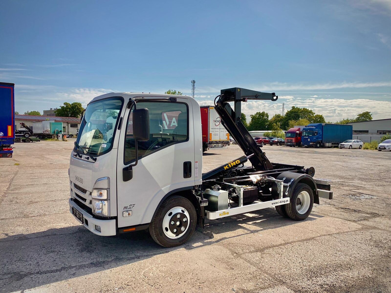 Isuzu M27 - Hákový nosič kontejnerů: obrázek 2 Isuzu M27 - Hákový nosič kontejnerů: obrázek 2