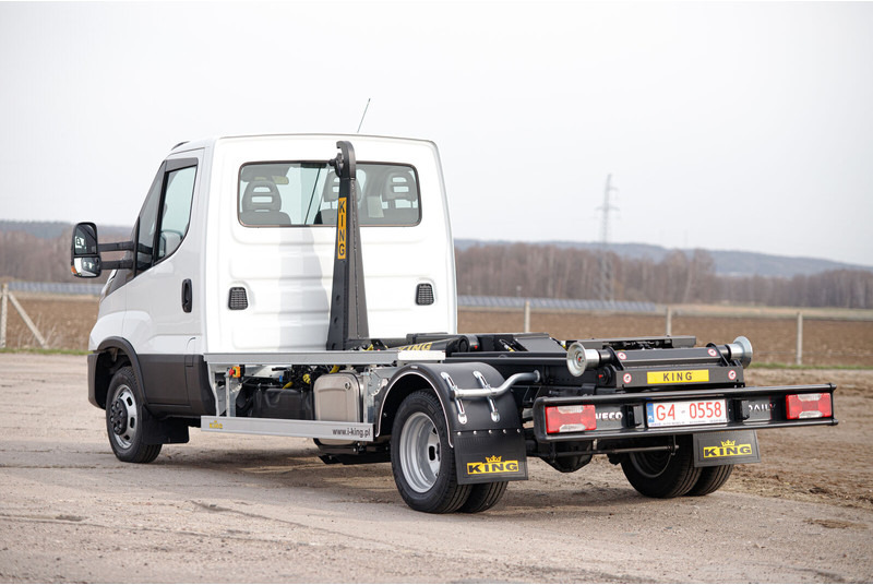 Iveco Daily 70C18 - Hákový nosič kontejnerů: obrázek 1 Iveco Daily 70C18 - Hákový nosič kontejnerů: obrázek 1