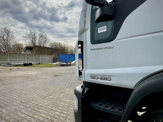 IVECO Eurocargo + hooklift KING HZ-10R - Komunální/ Speciální technika: obrázek 3 IVECO Eurocargo + hooklift KING HZ-10R - Komunální/ Speciální technika: obrázek 3