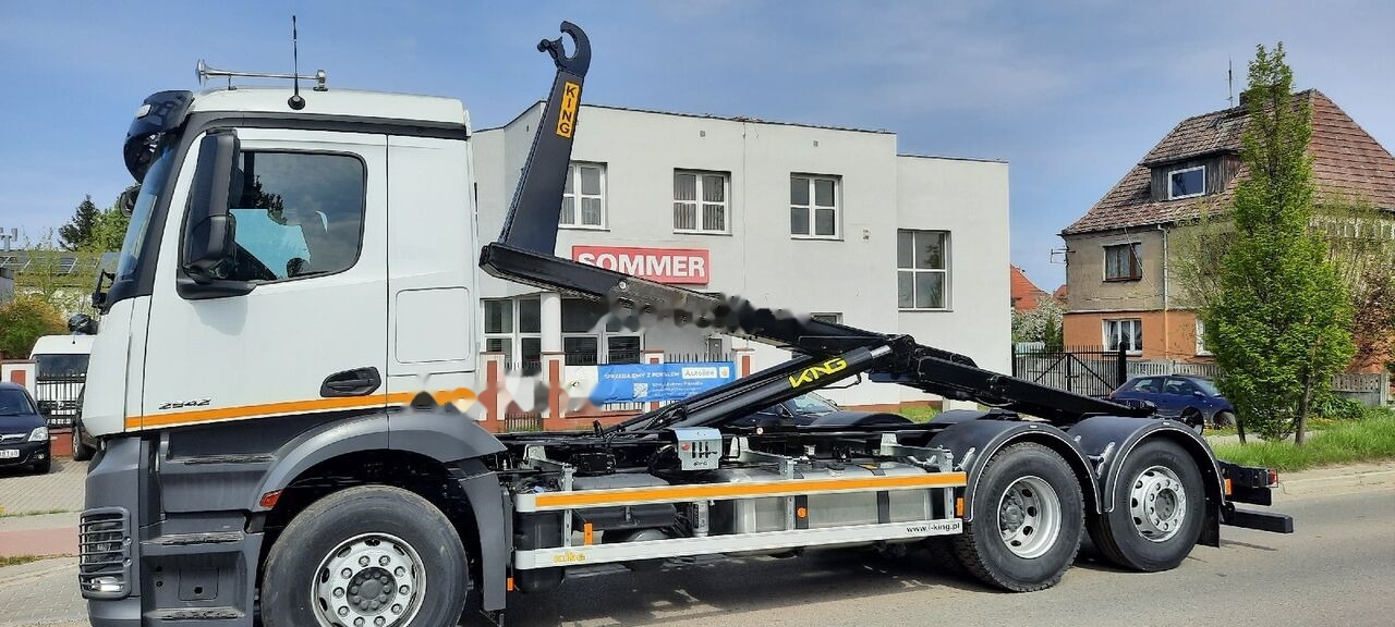 Mercedes-Benz Actros 2542 KING HZ-20R - Hákový nosič kontejnerů: obrázek 3 Mercedes-Benz Actros 2542 KING HZ-20R - Hákový nosič kontejnerů: obrázek 3
