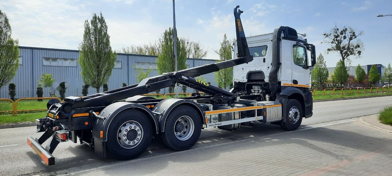 Mercedes-Benz Actros 2542 KING HZ-20R - Hákový nosič kontejnerů: obrázek 2 Mercedes-Benz Actros 2542 KING HZ-20R - Hákový nosič kontejnerů: obrázek 2