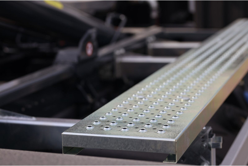 Renault D 18 HIGH P - Hákový nosič kontejnerů: obrázek 3 Renault D 18 HIGH P - Hákový nosič kontejnerů: obrázek 3