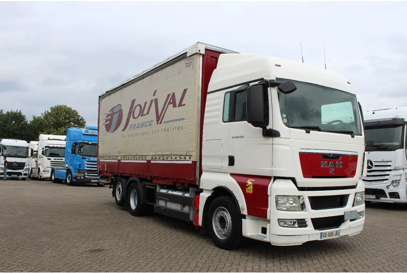 MAN TGX 26.440 * EURO5 * 6X2 * LIFT AXLE * - Plachtový nákladní auto: obrázek 5 MAN TGX 26.440 * EURO5 * 6X2 * LIFT AXLE * - Plachtový nákladní auto: obrázek 5