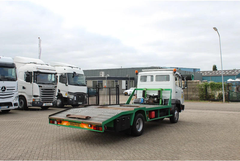 Mercedes-Benz 914 * WINCH * 4X2 * TOP CODITION * - Přepravník automobilů: obrázek 5 Mercedes-Benz 914 * WINCH * 4X2 * TOP CODITION * - Přepravník automobilů: obrázek 5