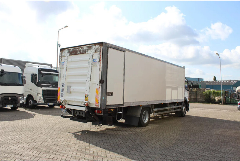 Mercedes-Benz Axor 1824 * EURO5 * 4X2 * - Skříňový nákladní auto: obrázek 3 Mercedes-Benz Axor 1824 * EURO5 * 4X2 * - Skříňový nákladní auto: obrázek 3