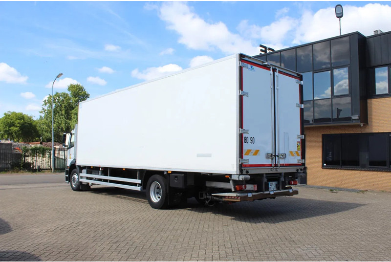 Mercedes-Benz Axor 1829 * MANAUL * EURO5 * 4X2 * CARRIER SUPRA 950 * - Chladírenský nákladní automobil: obrázek 5 Mercedes-Benz Axor 1829 * MANAUL * EURO5 * 4X2 * CARRIER SUPRA 950 * - Chladírenský nákladní automobil: obrázek 5