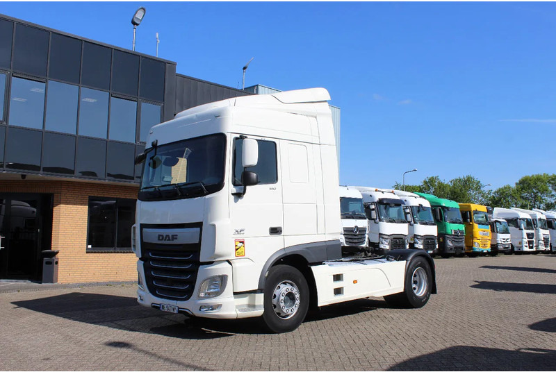 DAF XF 510 * RETARDER * 4X2 * ADR * - Tahač: obrázek 1 DAF XF 510 * RETARDER * 4X2 * ADR * - Tahač: obrázek 1