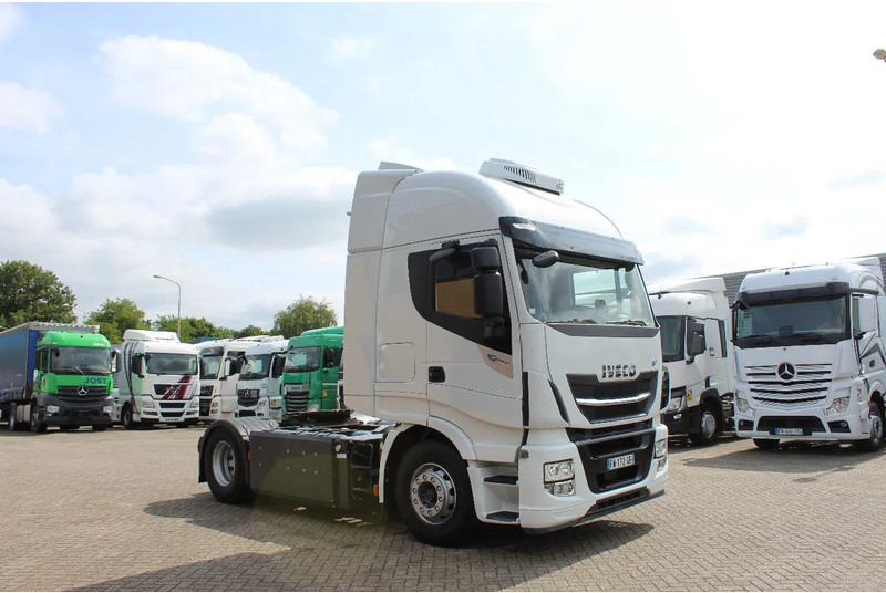 Iveco Stralis 460 * EURO6 * CNG * RETARDER * 4X2 * - Tahač: obrázek 5 Iveco Stralis 460 * EURO6 * CNG * RETARDER * 4X2 * - Tahač: obrázek 5