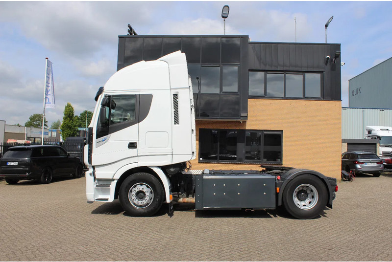 Iveco Stralis 460 * EURO6 * CNG * RETARDER * 4X2 * - Tahač: obrázek 2 Iveco Stralis 460 * EURO6 * CNG * RETARDER * 4X2 * - Tahač: obrázek 2