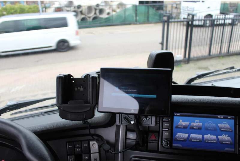 Tahač Iveco Stralis 460 * RETARDER * LNG * 4X2 *: obrázek 18