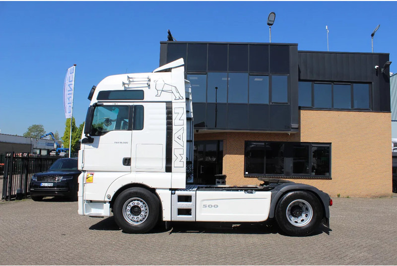 MAN TGX 18.500 * RETARDER * 2 TANK * 2 BED * - Tahač: obrázek 2 MAN TGX 18.500 * RETARDER * 2 TANK * 2 BED * - Tahač: obrázek 2