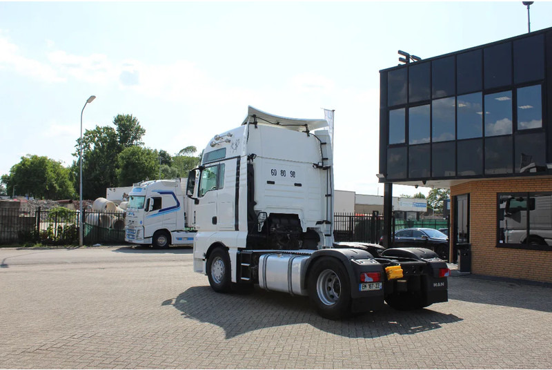 MAN TGX 18.540 * RETARDER * 4X2 * 2 TANK * RETARDER * - Tahač: obrázek 3 MAN TGX 18.540 * RETARDER * 4X2 * 2 TANK * RETARDER * - Tahač: obrázek 3