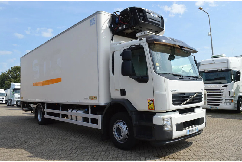 Volvo FE 260 * EURO5 * 4X2 * CARRIER SUPRA 950 MT * 4X2 * MANUAL * - Chladírenský nákladní automobil: obrázek 5 Volvo FE 260 * EURO5 * 4X2 * CARRIER SUPRA 950 MT * 4X2 * MANUAL * - Chladírenský nákladní automobil: obrázek 5