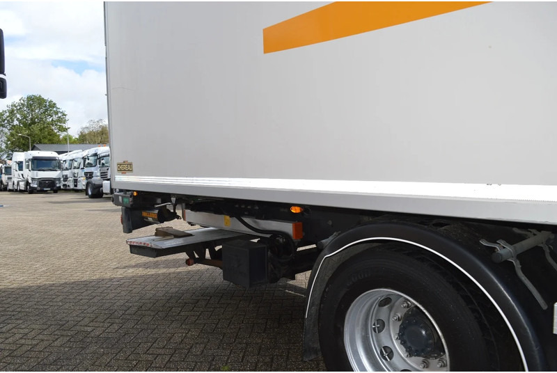 Chladírenský nákladní automobil Volvo FE 260 * EURO5 * CARRIER SUPRA 950 MT * 4X2 *: obrázek 14 Chladírenský nákladní automobil Volvo FE 260 * EURO5 * CARRIER SUPRA 950 MT * 4X2 *: obrázek 14
