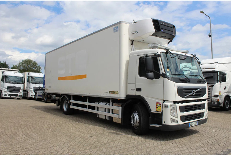 Volvo FM 330 * EURO5 * CARRIER SUPRA SILENT MT * - Chladírenský nákladní automobil: obrázek 4 Volvo FM 330 * EURO5 * CARRIER SUPRA SILENT MT * - Chladírenský nákladní automobil: obrázek 4