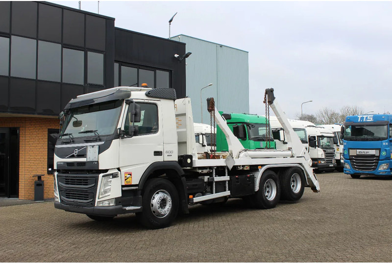 Volvo FM 500 * EURO6 * 6X2 * LIFT AXLE * - Ramenový nosič kontajnerov: obrázek 2 Volvo FM 500 * EURO6 * 6X2 * LIFT AXLE * - Ramenový nosič kontajnerov: obrázek 2