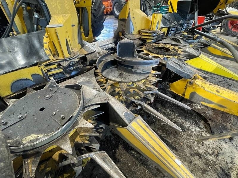 Sklízecí řezačka New Holland FR 650: obrázek 10