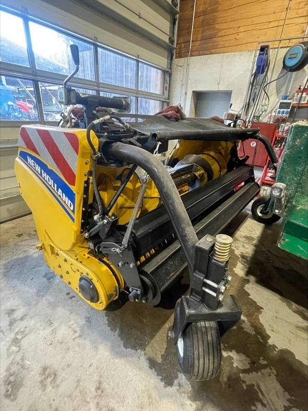 Sklízecí řezačka New Holland FR 650: obrázek 8