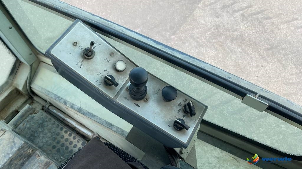 Technika pro ukládaní asfaltu Wirtgen WR2400: obrázek 26 Technika pro ukládaní asfaltu Wirtgen WR2400: obrázek 26