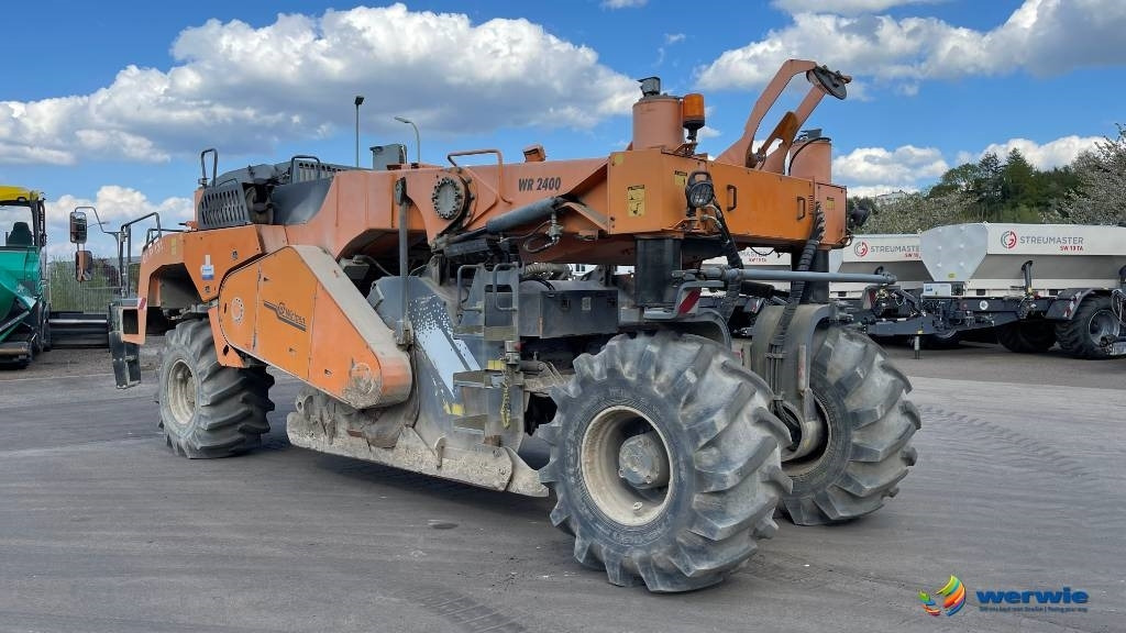 Technika pro ukládaní asfaltu Wirtgen WR2400: obrázek 6 Technika pro ukládaní asfaltu Wirtgen WR2400: obrázek 6