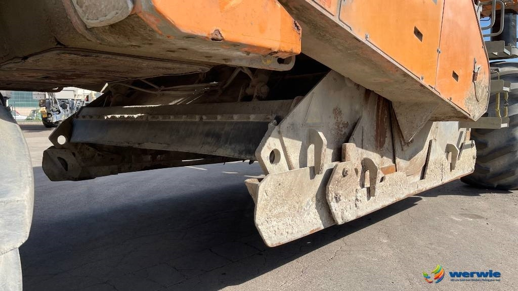 Technika pro ukládaní asfaltu Wirtgen WR2400: obrázek 14 Technika pro ukládaní asfaltu Wirtgen WR2400: obrázek 14