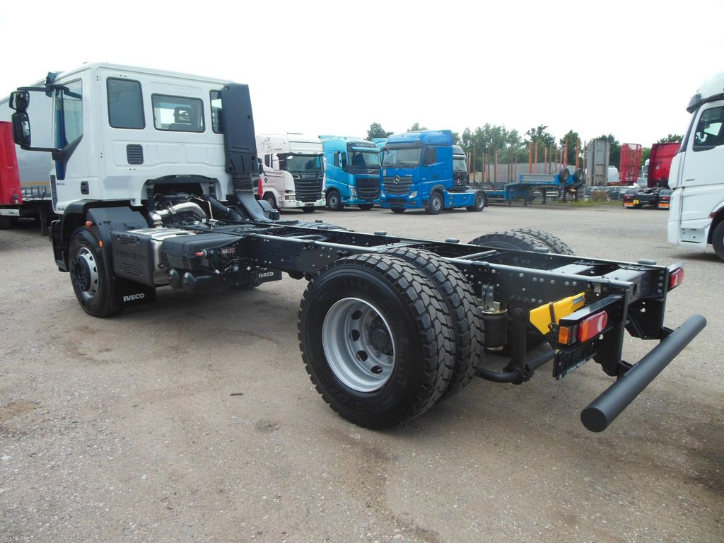 Iveco EUROCARGO ML 180E28/P, PTO - Podvozek s kabinou: obrázek 4 Iveco EUROCARGO ML 180E28/P, PTO - Podvozek s kabinou: obrázek 4