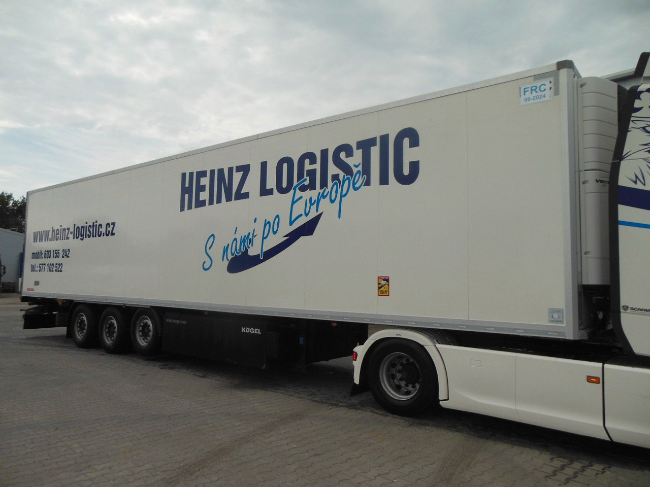 Kögel SVA 24,DOPPELSTOCK,ALU BODEN,CARRIER VECTOR 1550 - Skříňový návěs: obrázek 2 Kögel SVA 24,DOPPELSTOCK,ALU BODEN,CARRIER VECTOR 1550 - Skříňový návěs: obrázek 2