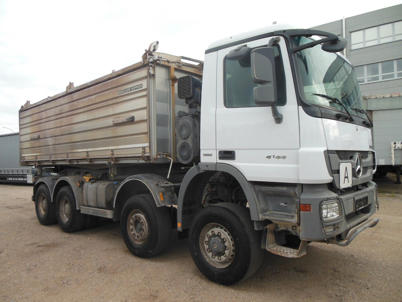 Mercedes-Benz ACTROS 4144, 8X6, 3 PEDALE, MEILLER, BODRMATIC - Sklápěč: obrázek 2 Mercedes-Benz ACTROS 4144, 8X6, 3 PEDALE, MEILLER, BODRMATIC - Sklápěč: obrázek 2