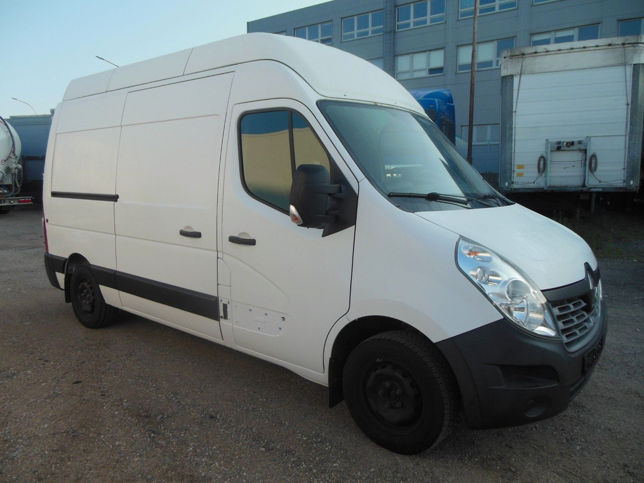 Renault Master 2,3 DCI, Mobile Werkstatt - Furgon: obrázek 2 Renault Master 2,3 DCI, Mobile Werkstatt - Furgon: obrázek 2