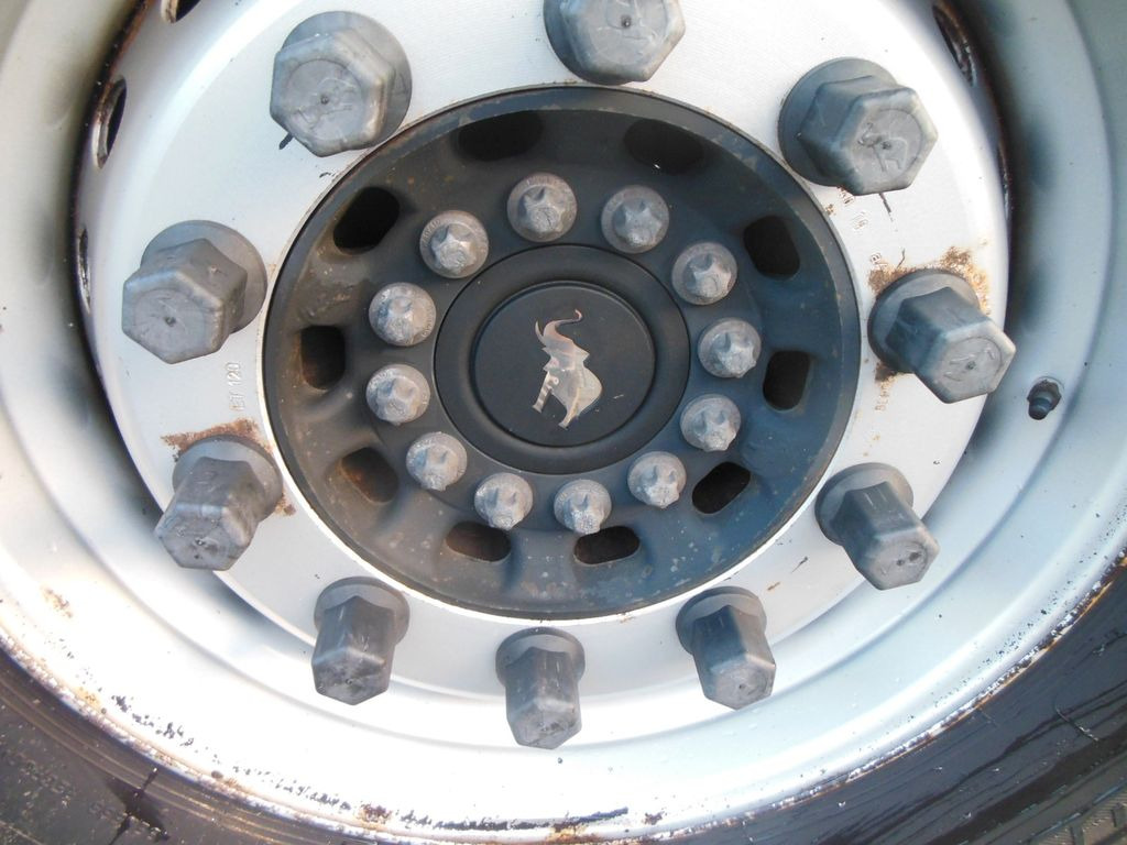 Schmitz Cargobull SCB, PALETTEN BOX, LIFT ACHSE Schmitz Cargobull SCB, PALETTEN BOX, LIFT ACHSE - Plachtový návěs: obrázek 5 Schmitz Cargobull SCB, PALETTEN BOX, LIFT ACHSE Schmitz Cargobull SCB, PALETTEN BOX, LIFT ACHSE - Plachtový návěs: obrázek 5