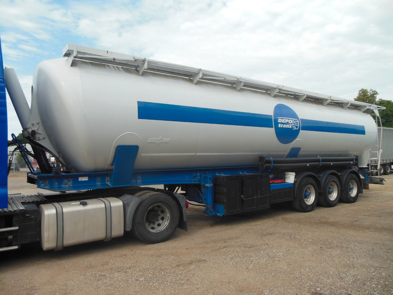 Spitzer SK 2460 CAL, 60.000 L - Silo cisterna: obrázek 1 Spitzer SK 2460 CAL, 60.000 L - Silo cisterna: obrázek 1