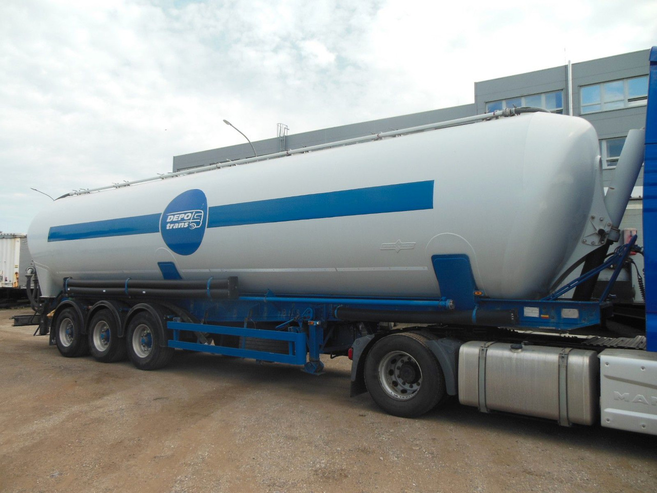 Spitzer SK 2460 CAL, 60.000 L - Silo cisterna: obrázek 2 Spitzer SK 2460 CAL, 60.000 L - Silo cisterna: obrázek 2