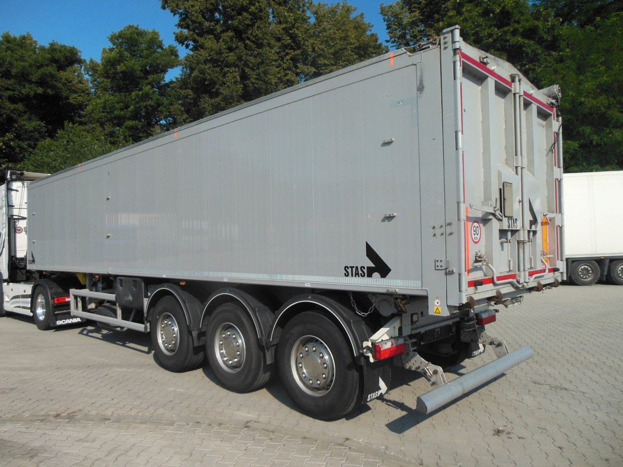 Stas S300CX, 49m3, ADR, 9 TONE ACHSEN,WIE NEUE-TOP!!! - Sklápěcí návěs: obrázek 1 Stas S300CX, 49m3, ADR, 9 TONE ACHSEN,WIE NEUE-TOP!!! - Sklápěcí návěs: obrázek 1