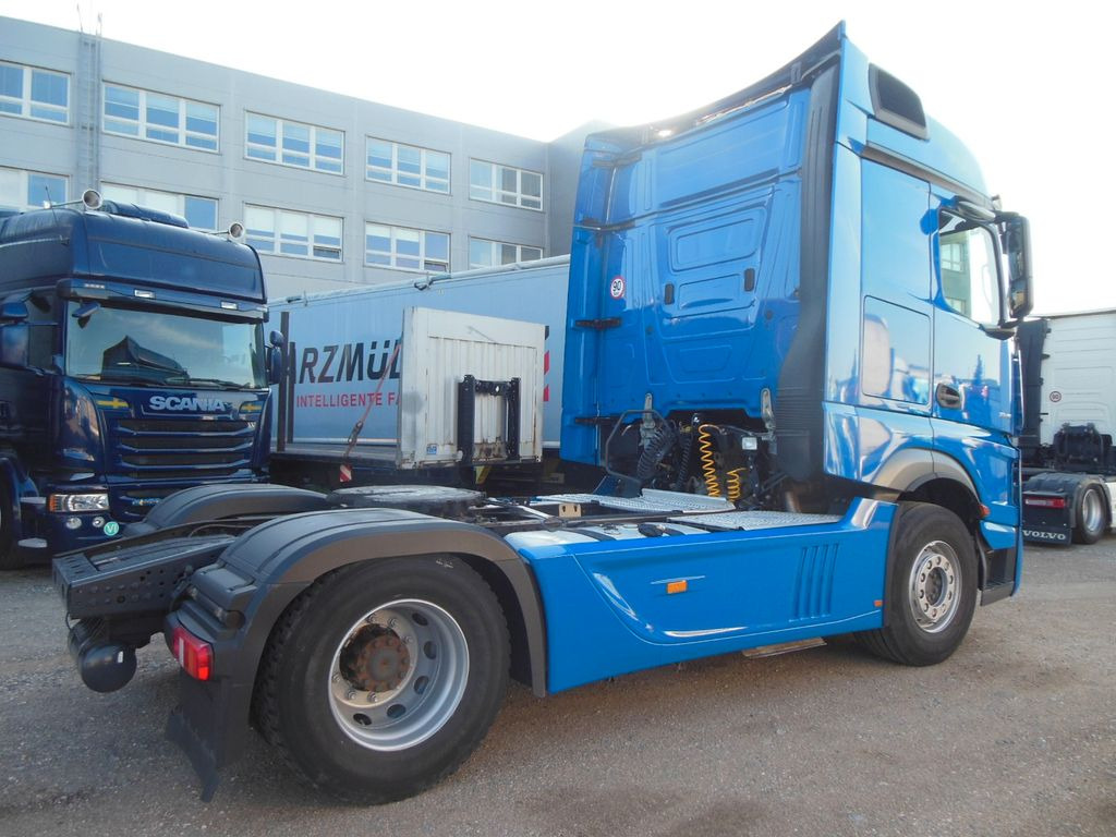 Mercedes-Benz 1845 ACTROS, STANDKLIMA - Tahač: obrázek 3 Mercedes-Benz 1845 ACTROS, STANDKLIMA - Tahač: obrázek 3