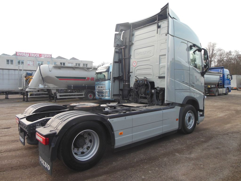 Volvo FH 13/460 TURBO COMPOUND,I-SAVE,I-PARK COOL,TOP - Tahač: obrázek 3 Volvo FH 13/460 TURBO COMPOUND,I-SAVE,I-PARK COOL,TOP - Tahač: obrázek 3