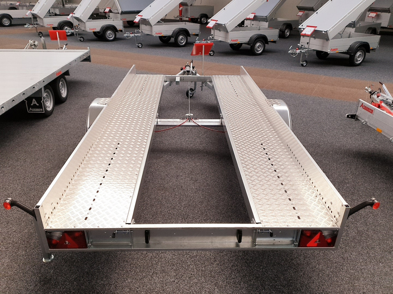 Anssems AMT ECO 1300 light 340x180x18cm (L) 1300kg - Přívěs na přepravu automobilů: obrázek 5 Anssems AMT ECO 1300 light 340x180x18cm (L) 1300kg - Přívěs na přepravu automobilů: obrázek 5