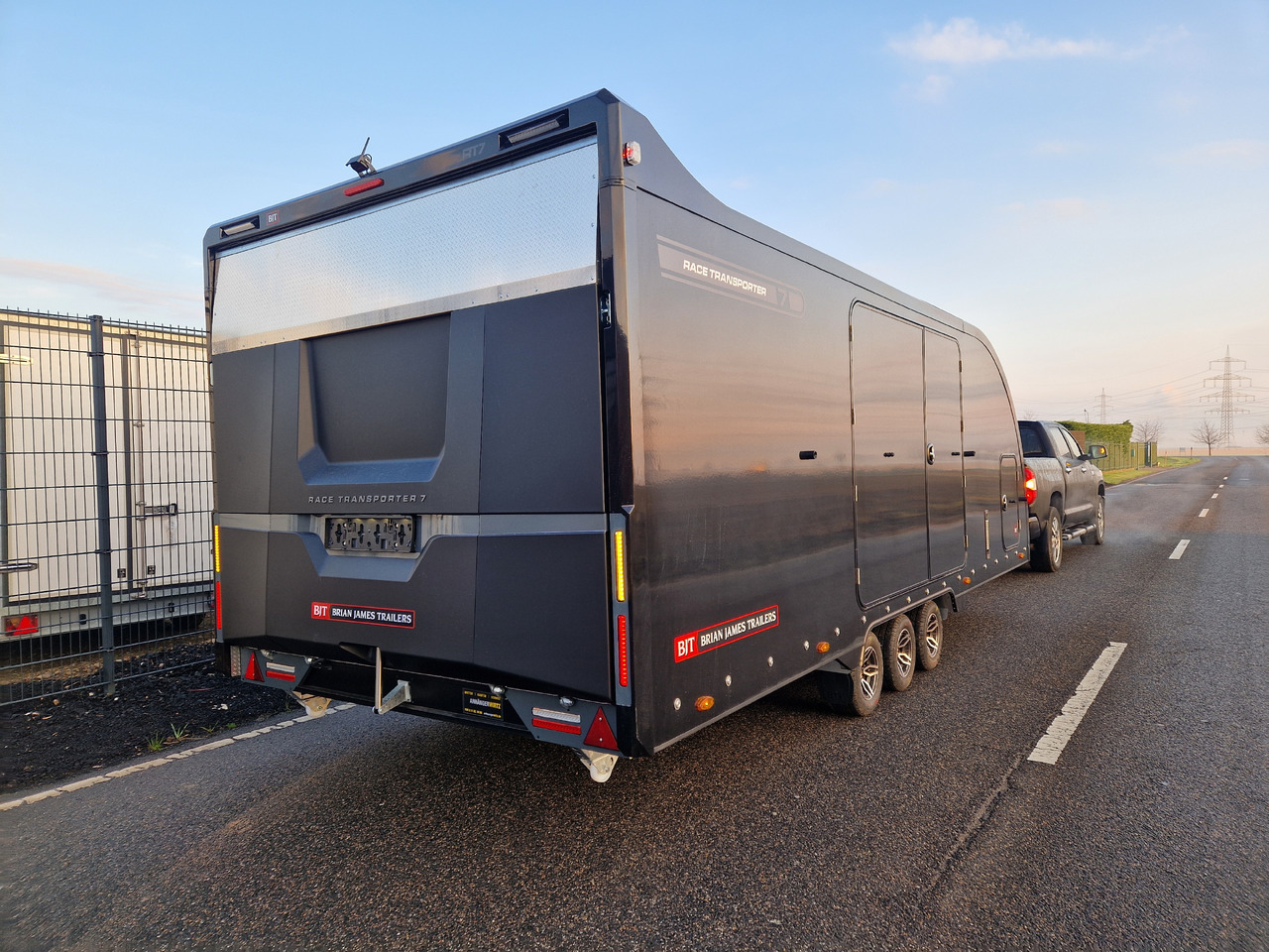 Přívěs na přepravu automobilů BJT Race Transporter 7 397-6023-35-3-10-B 600x228x189cm black ASR Kamera Alufelgen Tridem 3500: obrázek 15