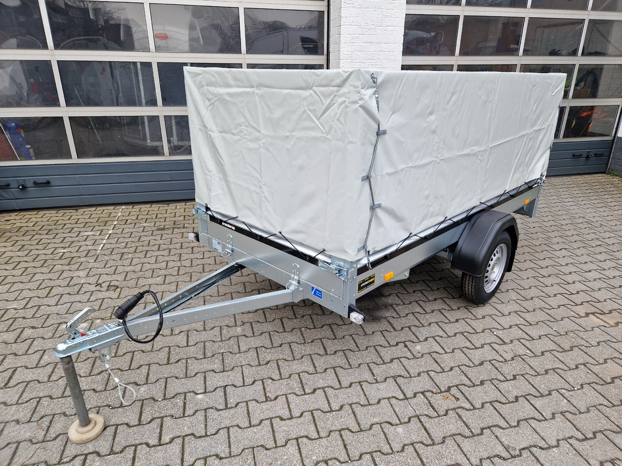 Brenderup 2270S UB 750 270x128x100cm Hochplane (S) 750kg - Přívěsný vozík: obrázek 3 Brenderup 2270S UB 750 270x128x100cm Hochplane (S) 750kg - Přívěsný vozík: obrázek 3